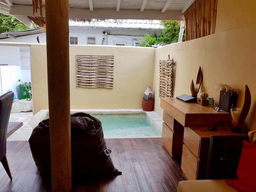 Villa Sentosa, Cheerful 3-Bedroom Villa With Pool Gili Trawangan Exterior foto